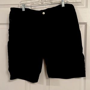 Duluth Trading shorts